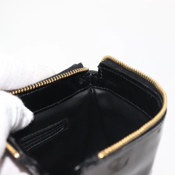 CHANEL Pouch Enamel Black Gold CC Auth 145547 - Picture 13 of 16